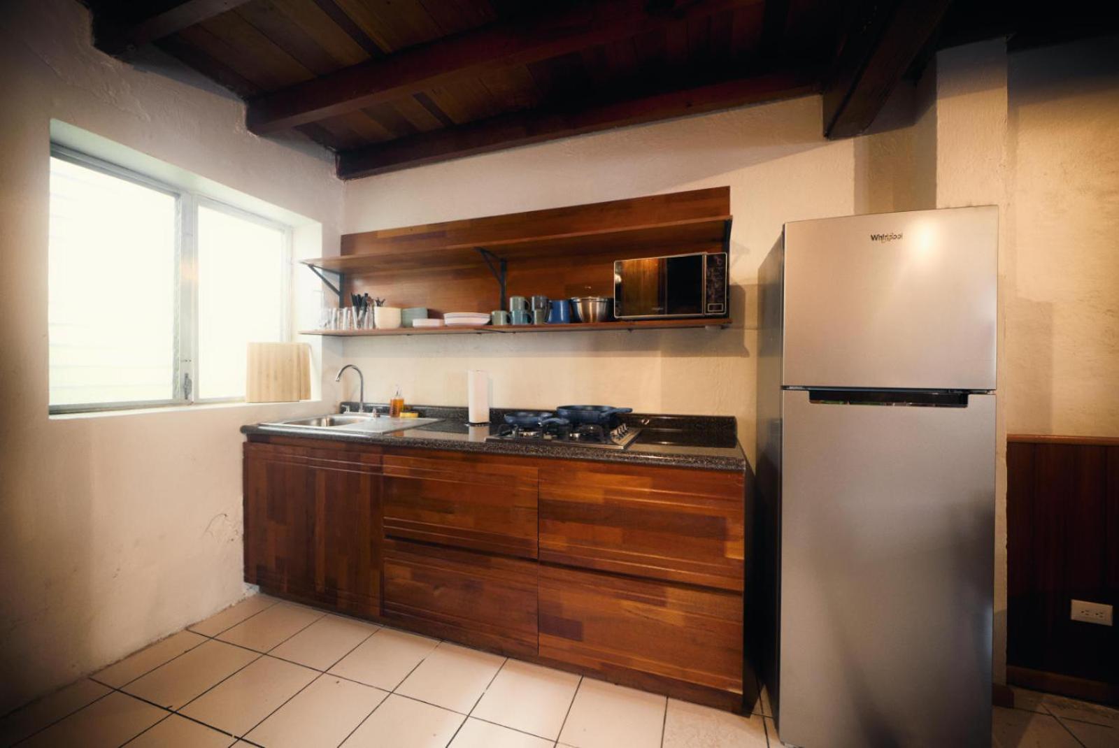 Hostal Don Cenobio Flores Bagian luar foto